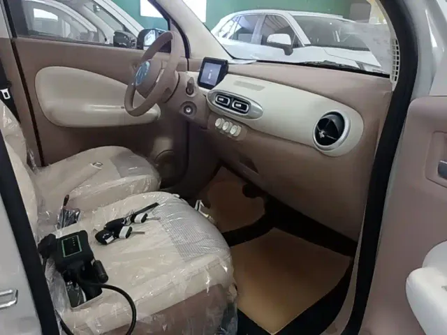 Wuling Hongguang Mini EV — Фото автомобиля 24