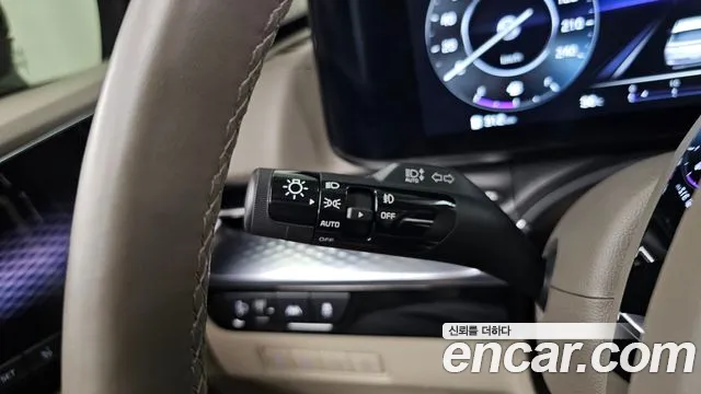 Kia Canival Carnival 4 поколение Бензин 9 мест Hi-Limousine — Фото автомобиля 24