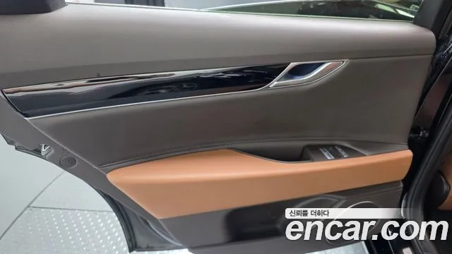 Genesis G80 Бензин 2.5 турбо AWD — Фото автомобиля 22