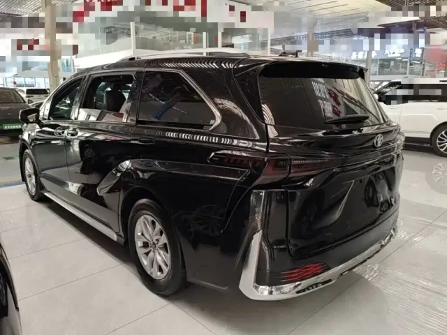 Toyota Granvia — Фото автомобиля 4
