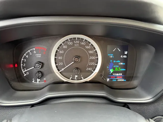 Toyota Corolla — Фото автомобиля 14