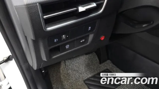 Hyundai Sonata Sonata Edge(DN8) 2.0 LPG(Коммерческий) — Фото автомобиля 27