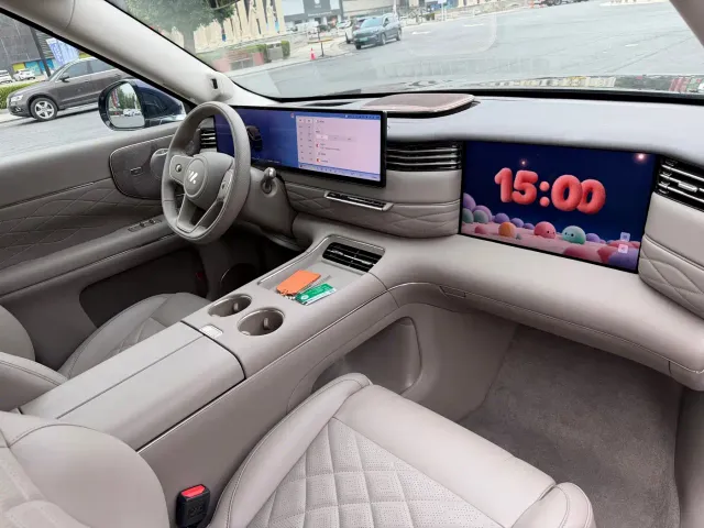 IM Motors LS9 — Фото автомобиля 13