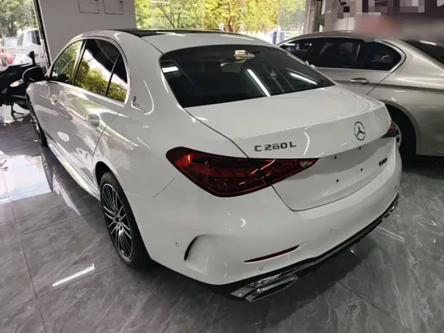 Mercedes-Benz C-Class — Фото автомобиля 4