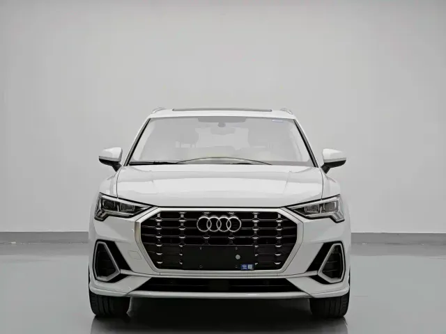 Audi Q3 — Фото автомобиля 2