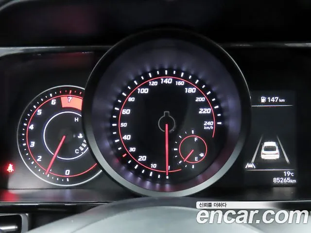 Hyundai Avante — Фото автомобиля 8