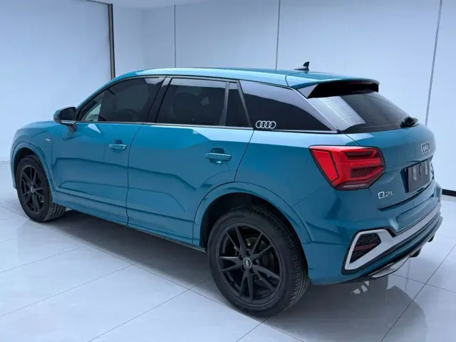 Audi Q2L — Фото автомобиля 6