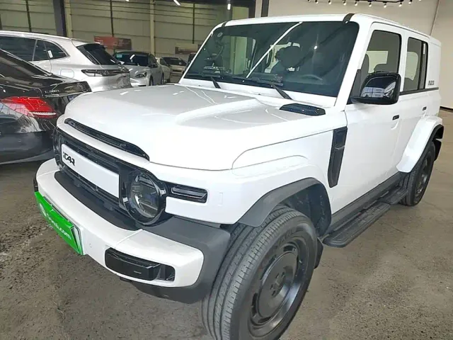 Фотография автомобиля — iCAR V23