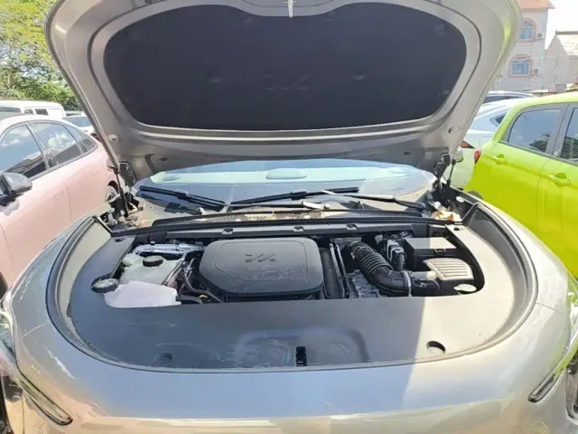 IM Motors LS6 — Фото автомобиля 19