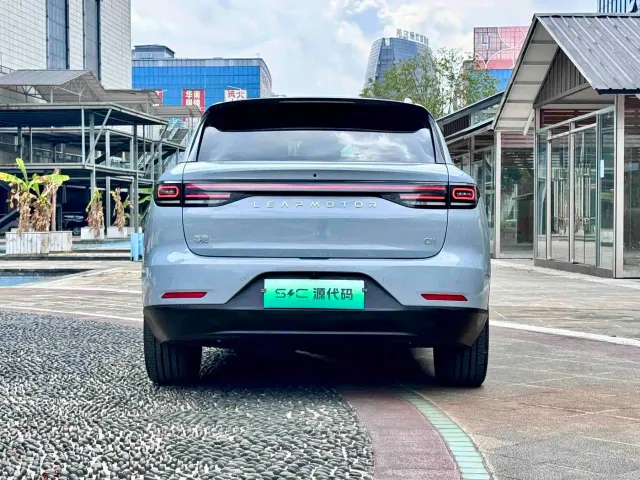 Leapmotor C11 — Фото автомобиля 18