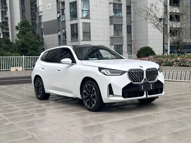 BMW X3 — Фото автомобиля 2