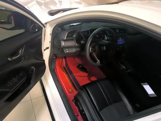 Honda Civic — Фото автомобиля 15