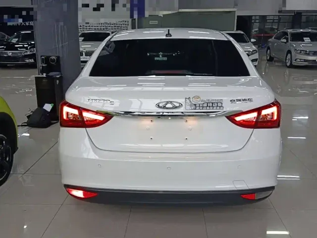 Chery Arrizo 5 — Фото автомобиля 5