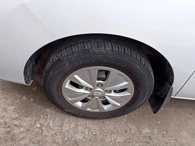 JAC Refine JAC Refine M3 2022 1.5T 7-Seater Standard — Фото автомобиля 22