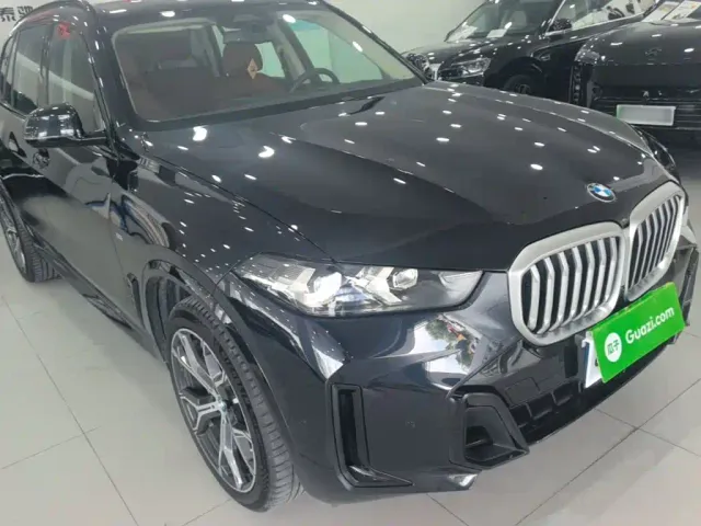 BMW X5 — Фото автомобиля 3