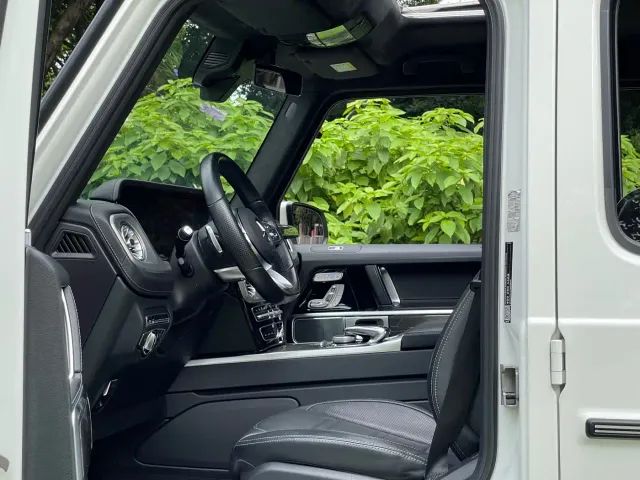 Mercedes-Benz G-Class — Фото автомобиля 15
