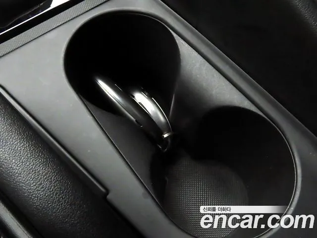 Hyundai Avante — Фото автомобиля 12