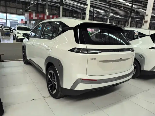 GAC Aion Y — Фото автомобиля 4