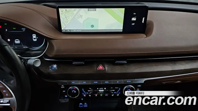 Genesis G80 Electrified G80 (RG3) — Фото автомобиля 15