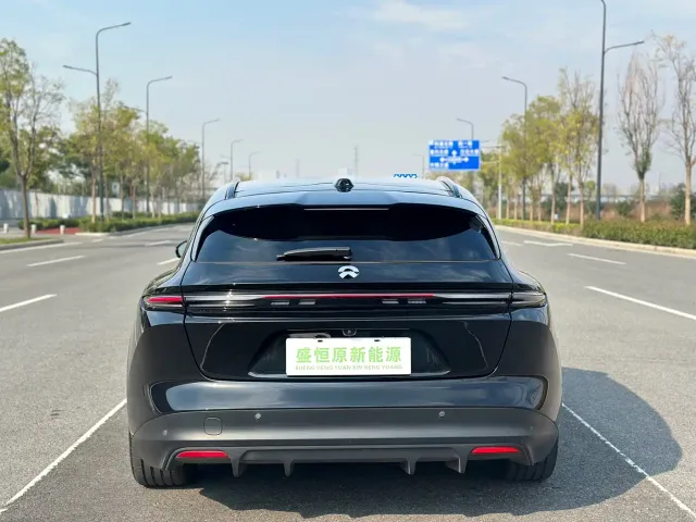 Nio ET5 Touring — Фото автомобиля 11
