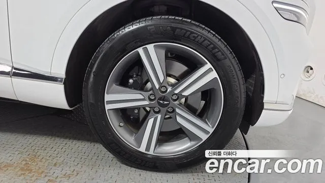 Genesis GV80 — Фото автомобиля 17