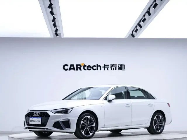 Фотография автомобиля — Audi A4L