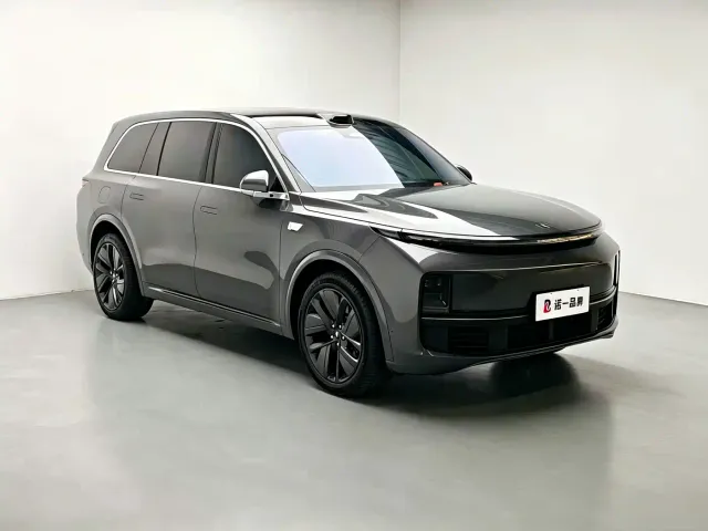 Li Auto L9 — Фото автомобиля 5