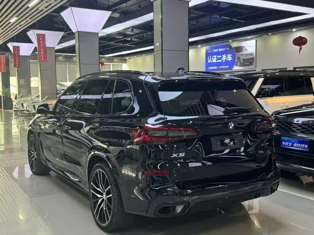 BMW X5 — Фото автомобиля 9