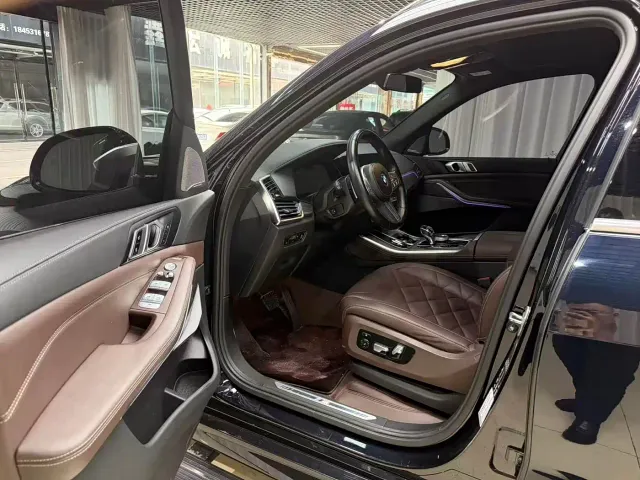 BMW X5 — Фото автомобиля 4