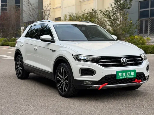 Volkswagen T-Roc — Фото автомобиля 3