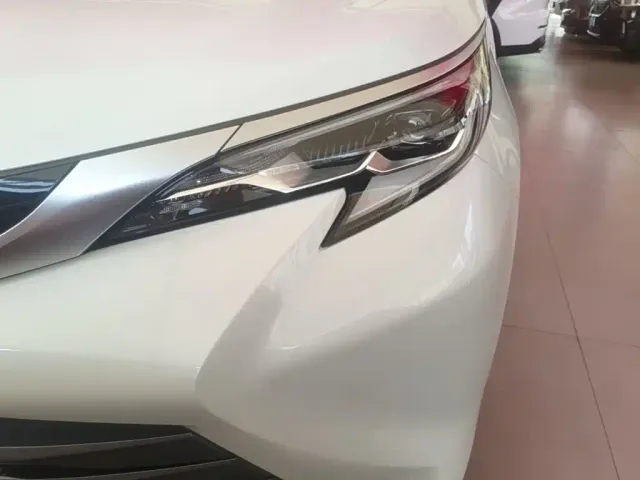 Toyota Sienna — Фото автомобиля 17