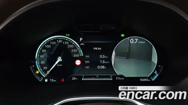 Genesis G80 Бензин 2.5 турбо 2WD — Фото автомобиля 8