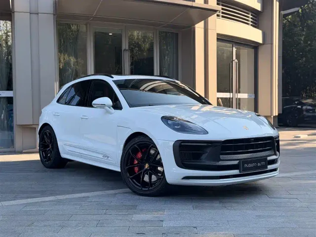 Porsche Macan — Фото автомобиля 6