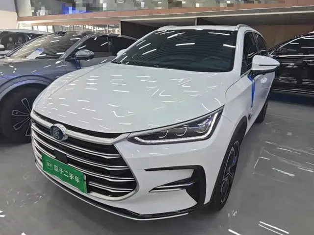 Фотография автомобиля — BYD Tang
