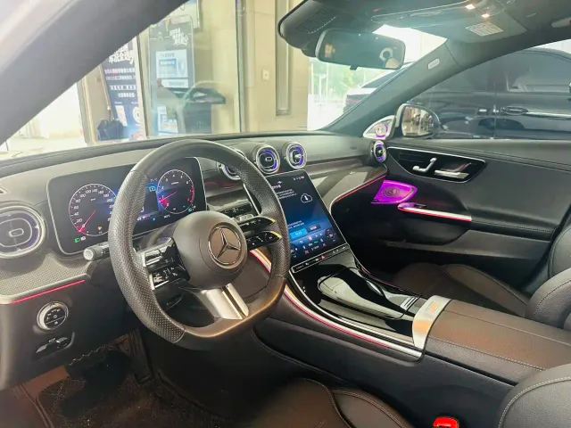 Mercedes-Benz C-Class — Фото автомобиля 4
