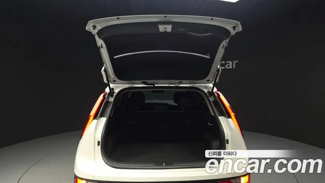 Kia Niro Niro (New) — Фото автомобиля 27