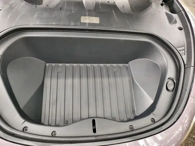 Xiaomi SU7 — Фото автомобиля 21