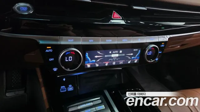 Genesis G80 Бензин 2.5 турбо AWD — Фото автомобиля 17