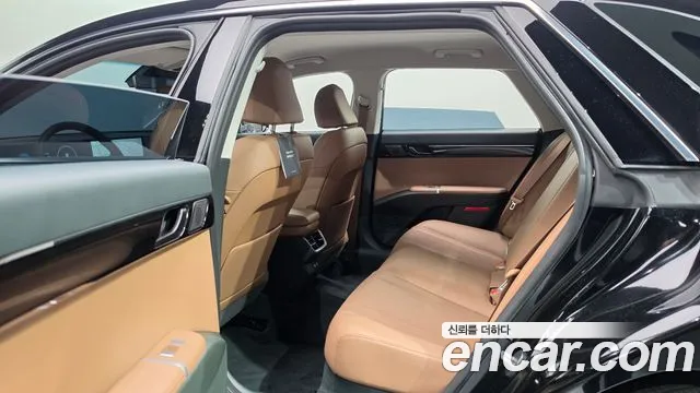 Hyundai Grandeur GN7 — Фото автомобиля 17