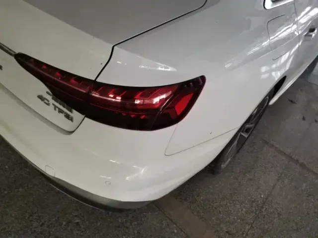 Audi A4L — Фото автомобиля 7