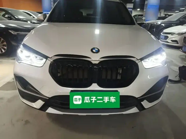 BMW X1 — Фото автомобиля 2
