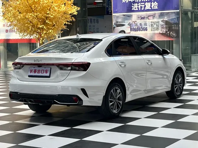 Kia K3 — Фото автомобиля 6