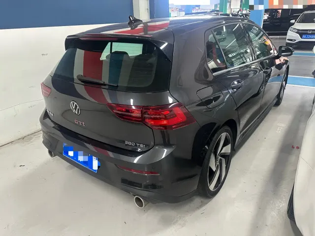 Volkswagen Golf GTI — Фото автомобиля 11