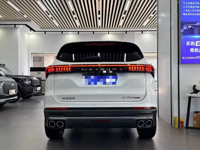Jetour X70 Plus — Фото автомобиля 5