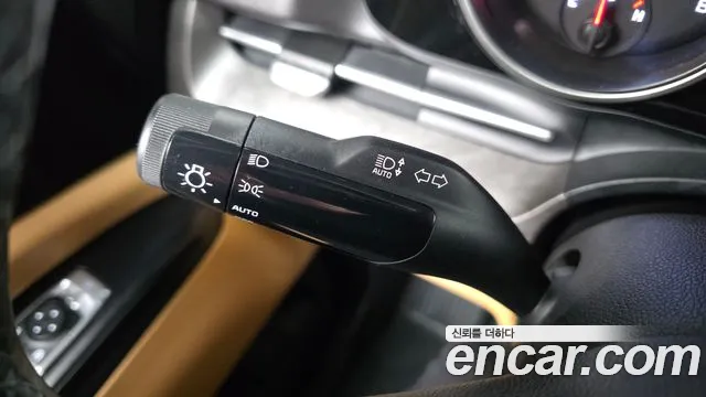 Kia Carnival — Фото автомобиля 30