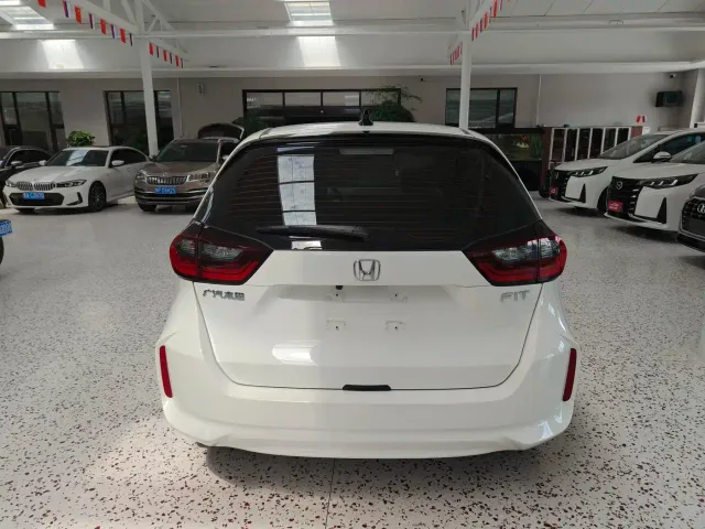Honda Fit — Фото автомобиля 22