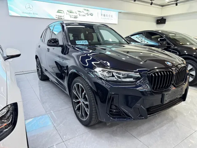 Фотография автомобиля — BMW X3