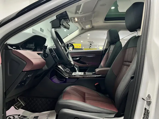 Land Rover Range Rover Evoque — Фото автомобиля 16