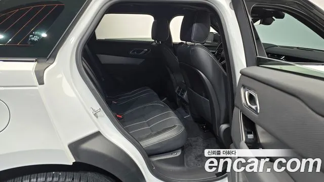 Land Rover Range Rover Velar — Фото автомобиля 12