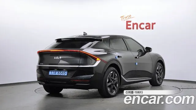 Kia EV6 New — Фото автомобиля 2